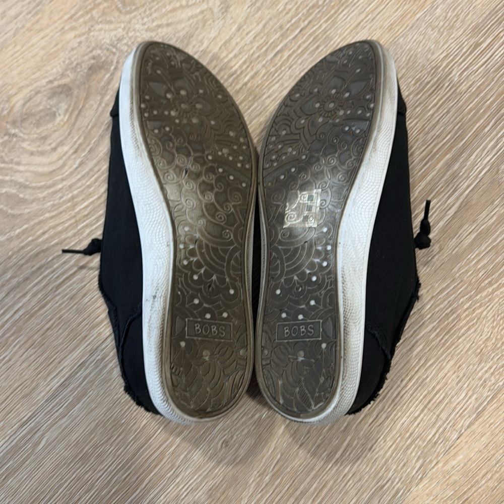 Bobs slip on shoes size 8 - Picture 6 of 6